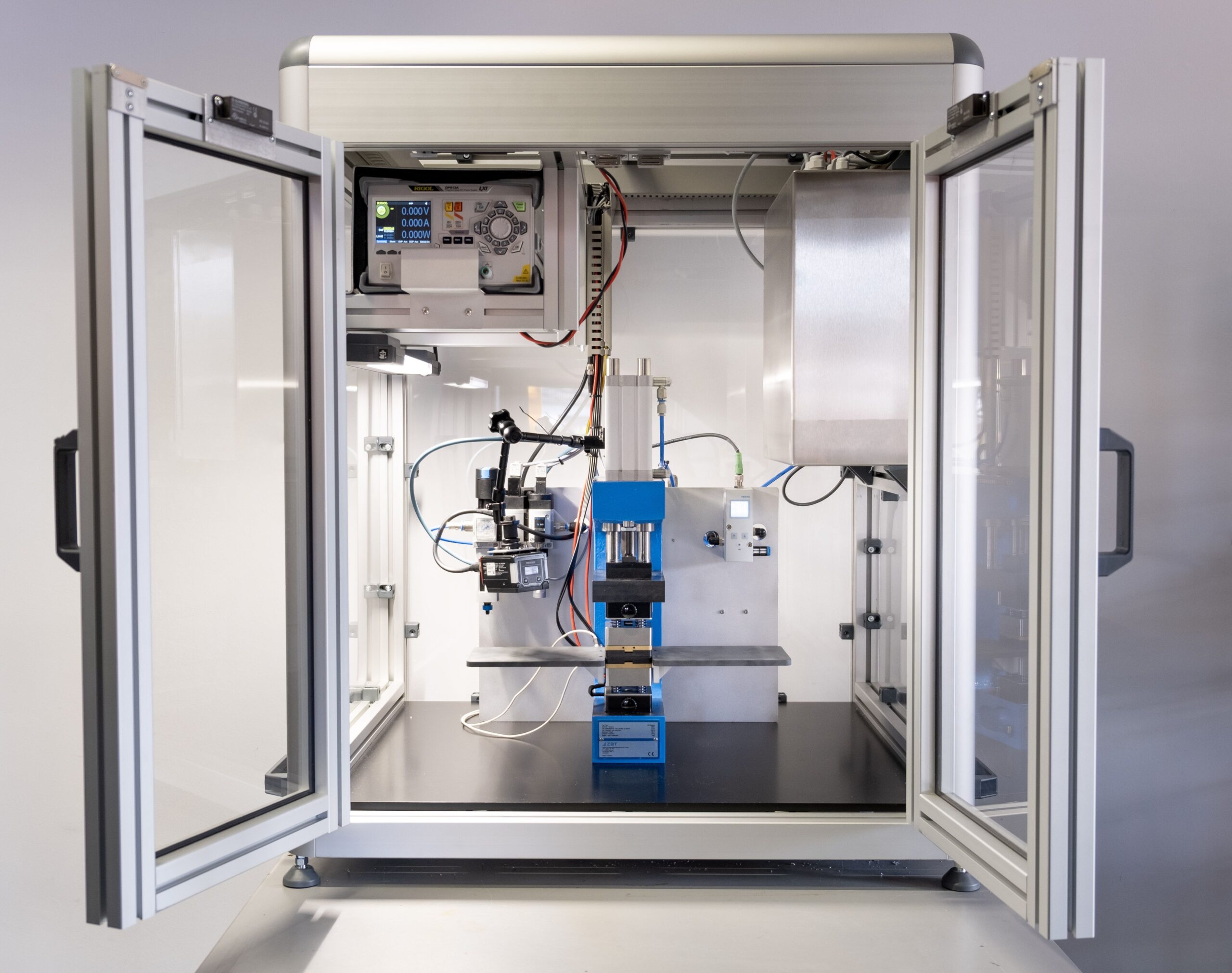 Qualitätskontrolle von Bipolarplatten mit dem BePPel-Teststand